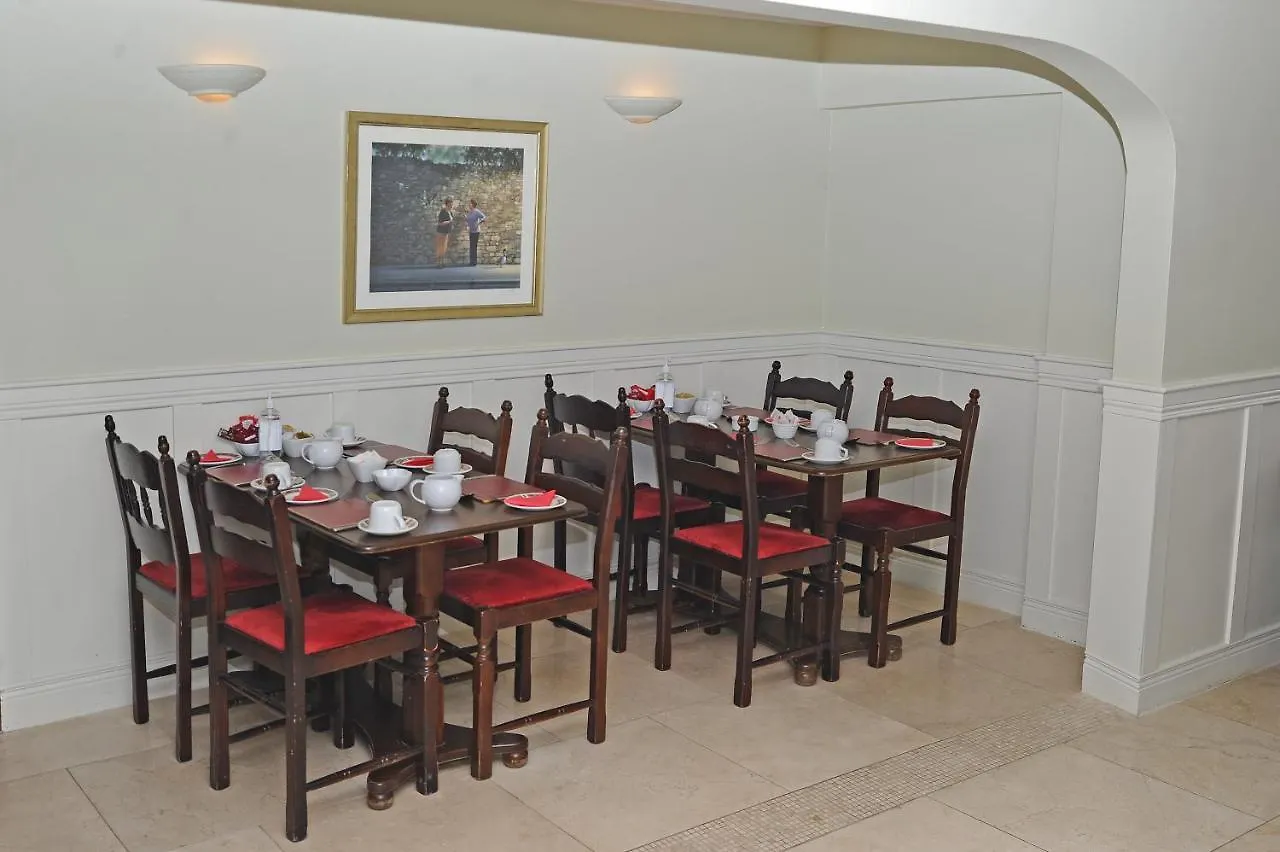 *** Guest house Clooneen House Westport Ireland